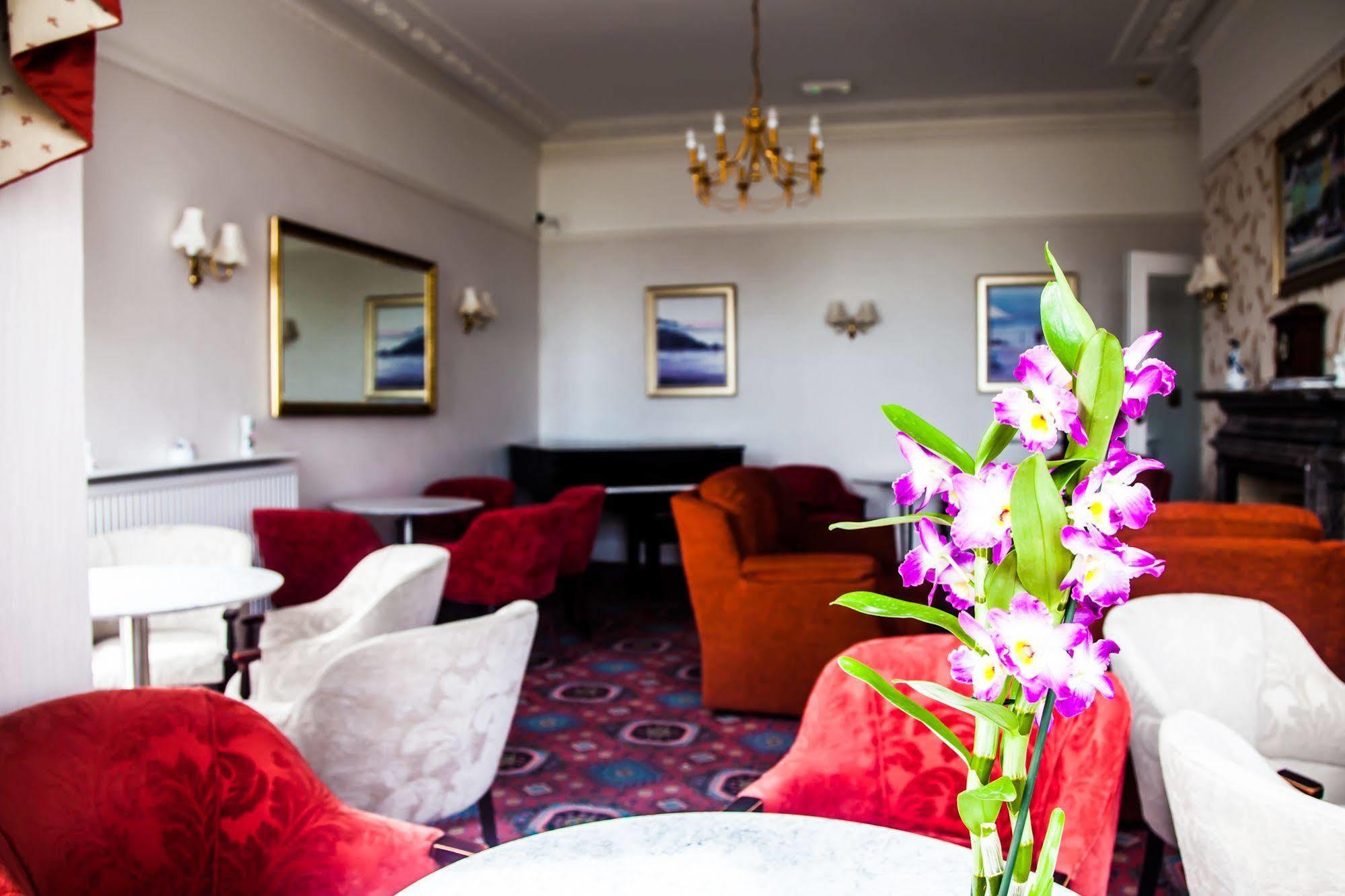 Hotel Riviera By The Sea Борнмут Экстерьер фото